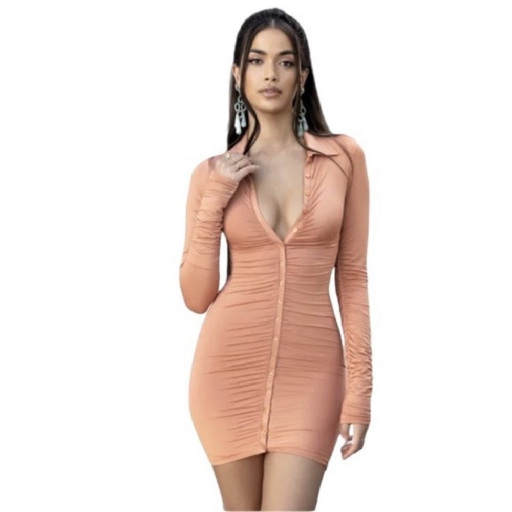 Oh Polly Here Comes the Sun V-neck Ruched button up dress in blue pink, US 2
